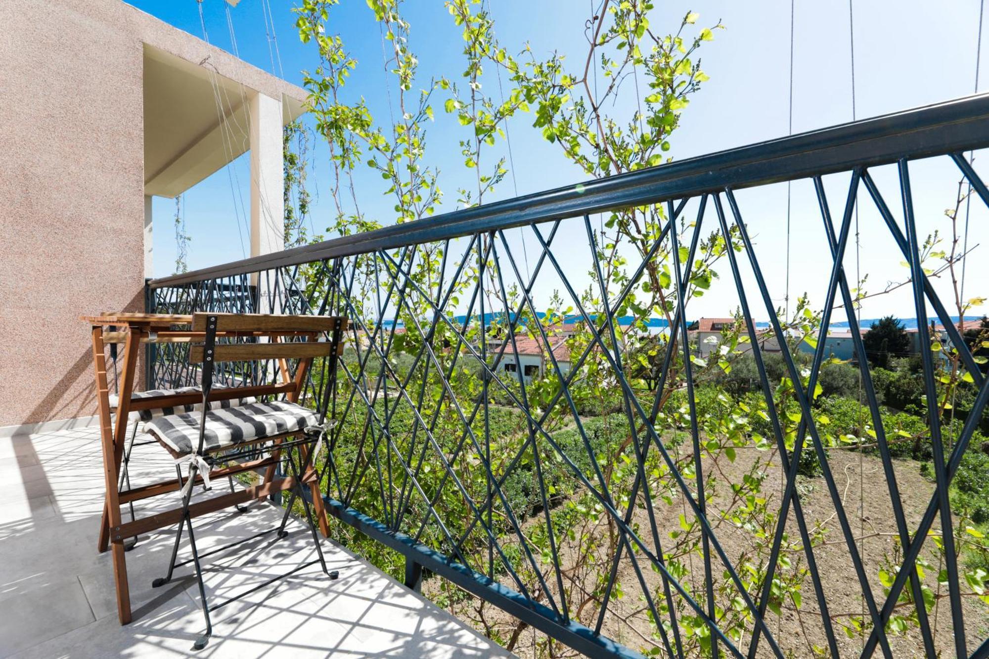 Kaštela 4-Star Apartments Bianco מראה חיצוני תמונה