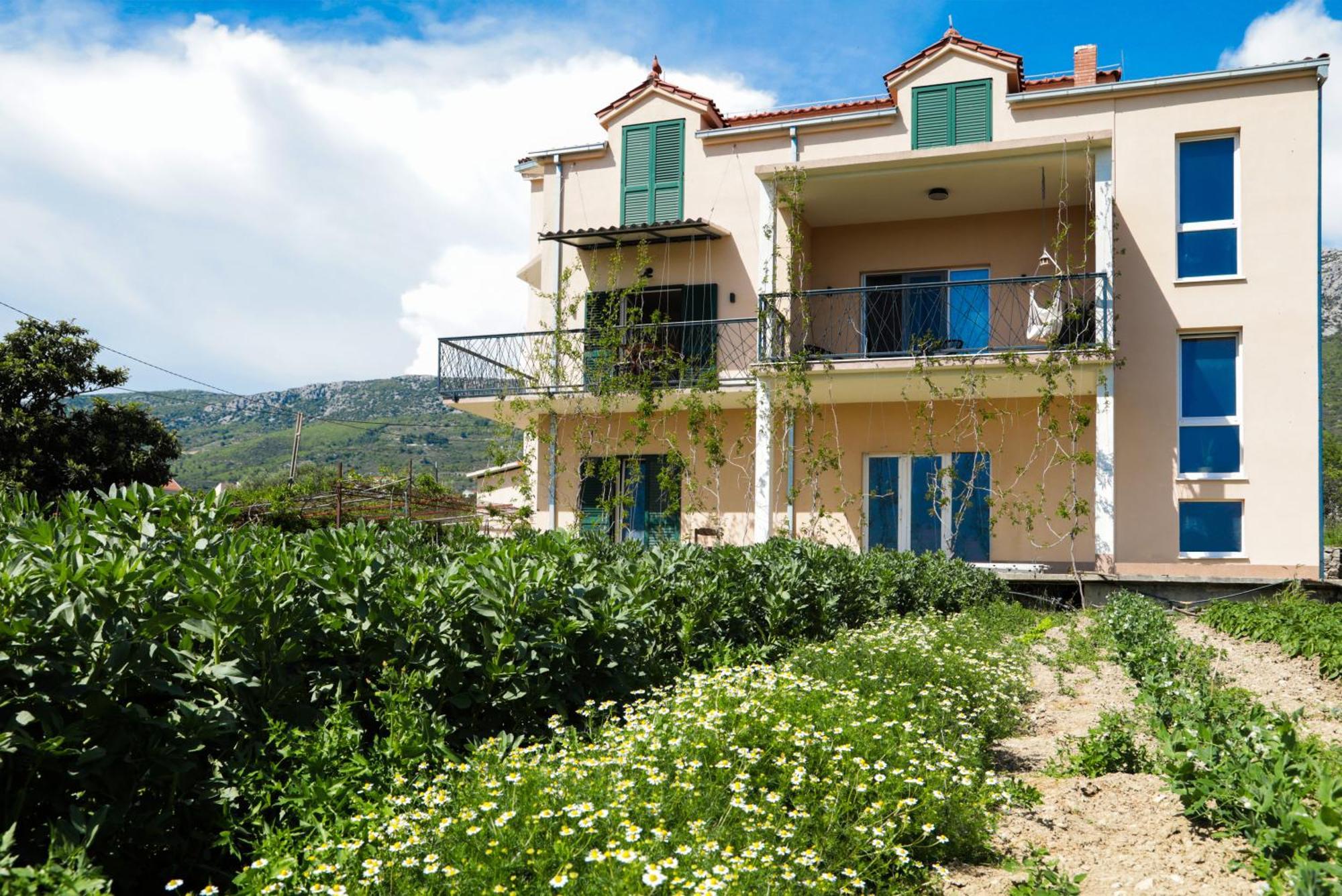 Kaštela 4-Star Apartments Bianco מראה חיצוני תמונה